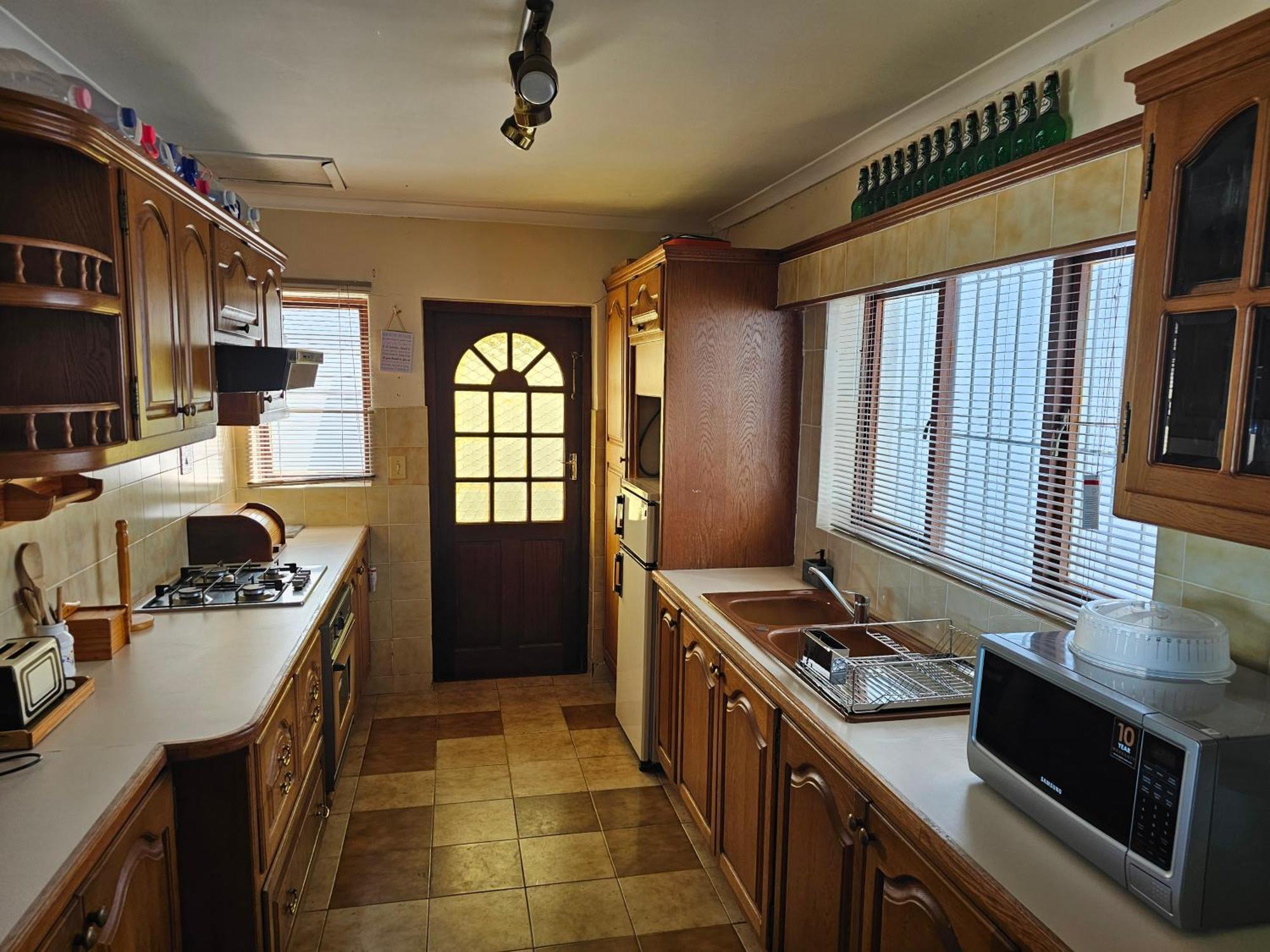La Isla Bonita Bed & Breakfast เคปทาวน์ ภายนอก รูปภาพ