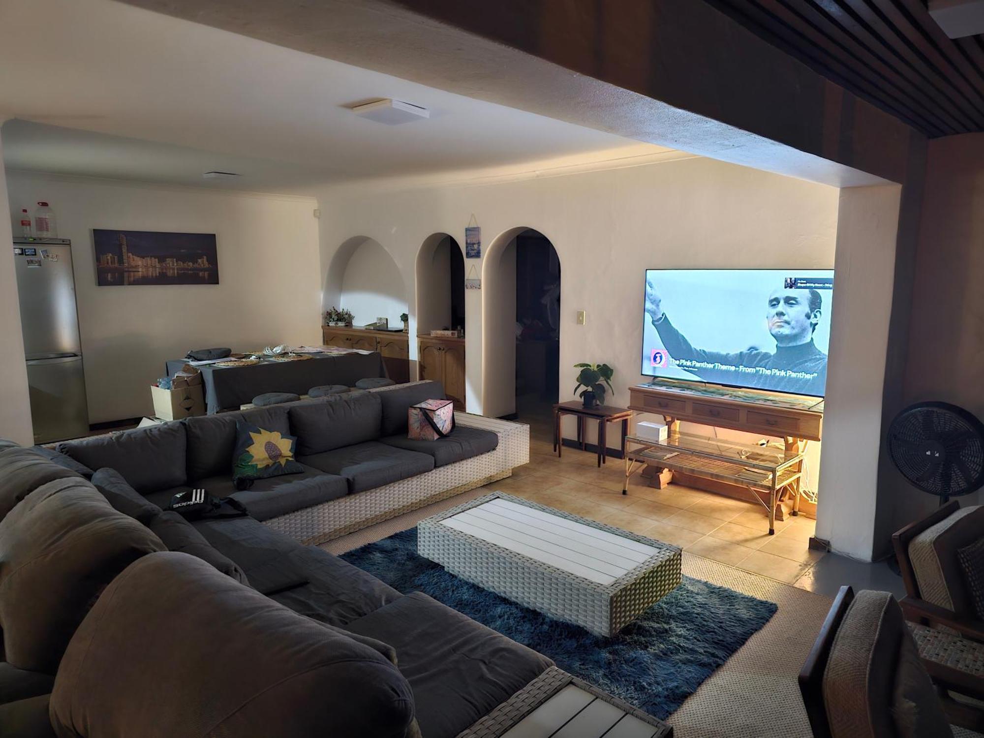 La Isla Bonita Bed & Breakfast เคปทาวน์ ภายนอก รูปภาพ